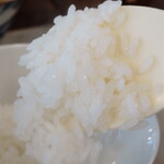 とんかつ 蒼樹 - おいしい釜炊き白飯（５）お米の銘柄は月替わりです。今月のお米は”みずほの輝き”、新潟県産です。