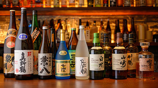 Koshitsu Nomidokoro Hana - 日本酒、ウイスキー、焼酎、ビール等様々なお飲み物で乾杯してください♪