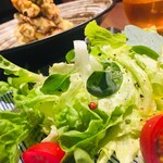 Shima Kuuma - ランチのサラダ