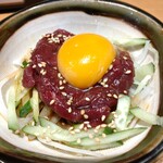 ほていちゃん - 黄身・馬刺し・白ごま・キュウリ最高の組み合わせ