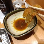 ほていちゃん - 馬刺しの黄身タレも使う