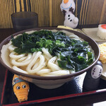 ぼっこ屋 - わかめうどん（小） 
            小ながらボリュームあります◎