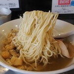 中華そば 麺や 六助 - 麺リフト