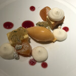 レストラン ラリューム - 桃のデザート