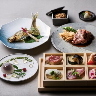 皿の上に、旬が踊る。好奇心を刺激する食体験を。