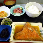 築地 めし丸 - 金目中落ち定食　950円