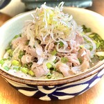 鈴屋 - 料理写真:肉吸いうどん　980円