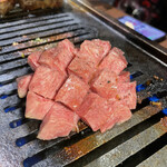 焼肉 肉萬 - 花咲タンは1番人気あった