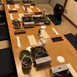 Yoinokuchi - 鳥鍋会席コース テーブルのセッティング
      2022年10月6日