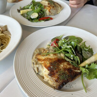 24/7 restaurant - 