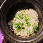 賛否両論 - しらすと焼き蓮根の炊き込みご飯