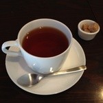 茶房コト - 和紅茶（580円）