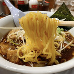 風風ラーメン - しょうゆパーコー（麺アップ）