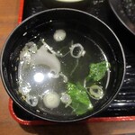 焼肉 ホルモン 牛繁 - スープお替りフリー