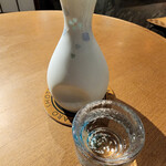 筥崎鳩太郎商店 - 寒北斗の冷や酒。