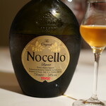 フォリオリーナ・デッラ・ポルタ・フォルトゥーナ - くるみのお酒