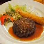 かにふ - 料理写真:美崎牛ハンバーグ＆海老フライ