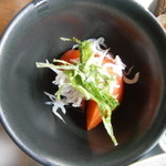 カナカナ - トマトとじゃこ