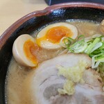 北海道ラーメン 麺処うたり - 味噌らーめん＋味玉