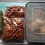 海底撈火鍋 - パクチー、ピーナッツ、火鍋の具材