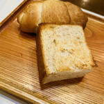 高原の宿ブッガーブー - 朝食　手作りのパン