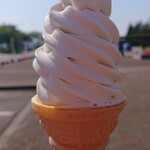 道の駅かみおか 茶屋っこ一里塚 - 味どうらくソフトクリーム