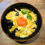 Shamoya Honten - 炭火鷄焼たっぷり親子丼(スープ付)580円