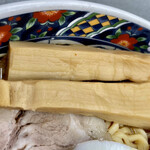 Tamagawa Taiseiken - 極太メンマは薄味でシャッキリ食感。