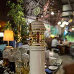 JOEAT CAFE - 手作りの果実酒とオシャレなサーバー