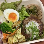 コーヒーラウンジ 紫陽花 - テイクアウトヘルシー弁当(\750) 和風おろしハンバーグと色々おかず