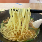 福福 - 台湾塩ラーメン 麺リフト