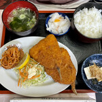 Oshoku Jidokoro Toukyouya - アジフライ定食¥750