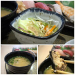 Hakata Tarou Sushi - ◆サラダはキャベツが主で、ごまドレッシングがけ。 ◆お味噌汁にはお魚のアラが入り､美味しい。