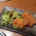 Taishuu Izakaya Toriichizu - 鶏もも唐揚げ、コンビニの味わい。悪くない。