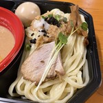 ラーメン専科 竹末食堂 - 麺