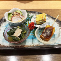 北新地 すし通 - 前菜　明石タコ酢・ぎんなんふくさ・あわふでんがく・ほうれん草と松茸のお浸し