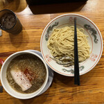 幻の中華そば加藤屋 にぼ次朗 - つけ麺にぼ二朗半(250㌘) 900円