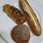 BOULANGERIE MANABE - 買ったのは厳選したこちらっ！２１０円
                        ２１０円
                        ２５０円
                        支払い合計金額　６７０円。
                        