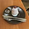 cafe+cake Baloo - 粉糖でハロウィンのかぼちゃ。このひと手間をかけるバローさんが好きだなー。モンブラン　５００円。