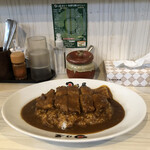 日乃屋カレー - 名物 カツカレー 940円（税込）