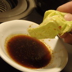 焼肉まんしゅう - 生キャベツをタレで