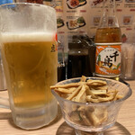 餃子と咖喱ザンギの店 点心札幌 - ビール、おとおし