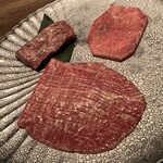 焼肉 あじゅうた - 塩ニンニクの三種類