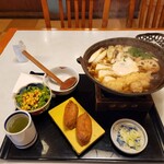 Suginoya Honjin - 鍋焼うどんに稲荷単品