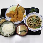 一休食堂 - 肉炒め定食と単品ミックスフライ