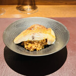 アカ - ノドグロのパエリアは前菜