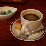 Taverna frico - コーヒー、お茶受けデザート付