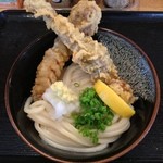 情熱うどん わらく - 