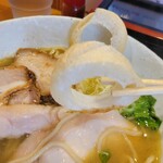 らーめん専門 和海 - お麩