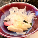 とんかつ マンジェ - 漬物